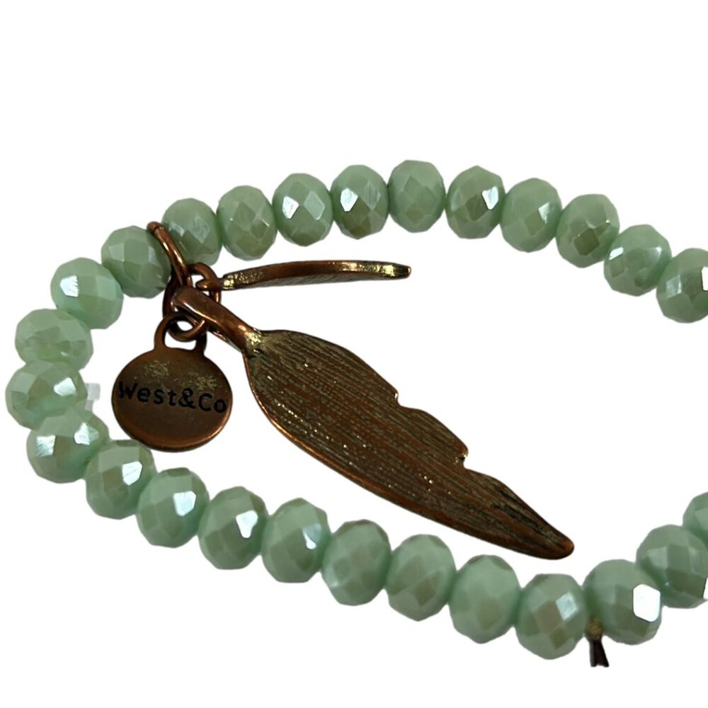 West & Co Green Beaded Bracelet Stretch Gold Tone Feather Leaf Boho